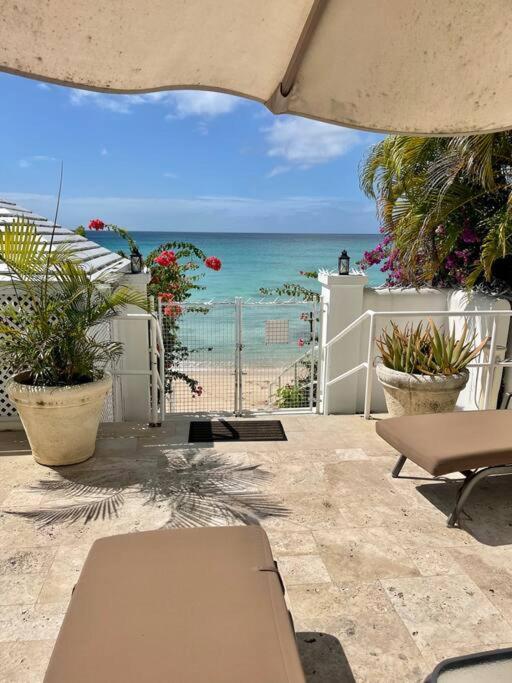 Bianca Bay 3 Bedroom West Coast Beach Front Villa Saint James Eksteriør bilde