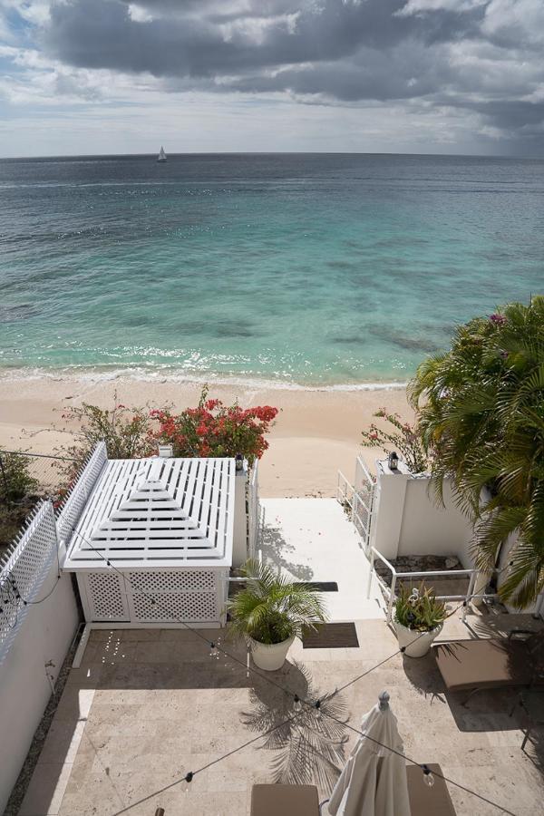 Bianca Bay 3 Bedroom West Coast Beach Front Villa Saint James Eksteriør bilde